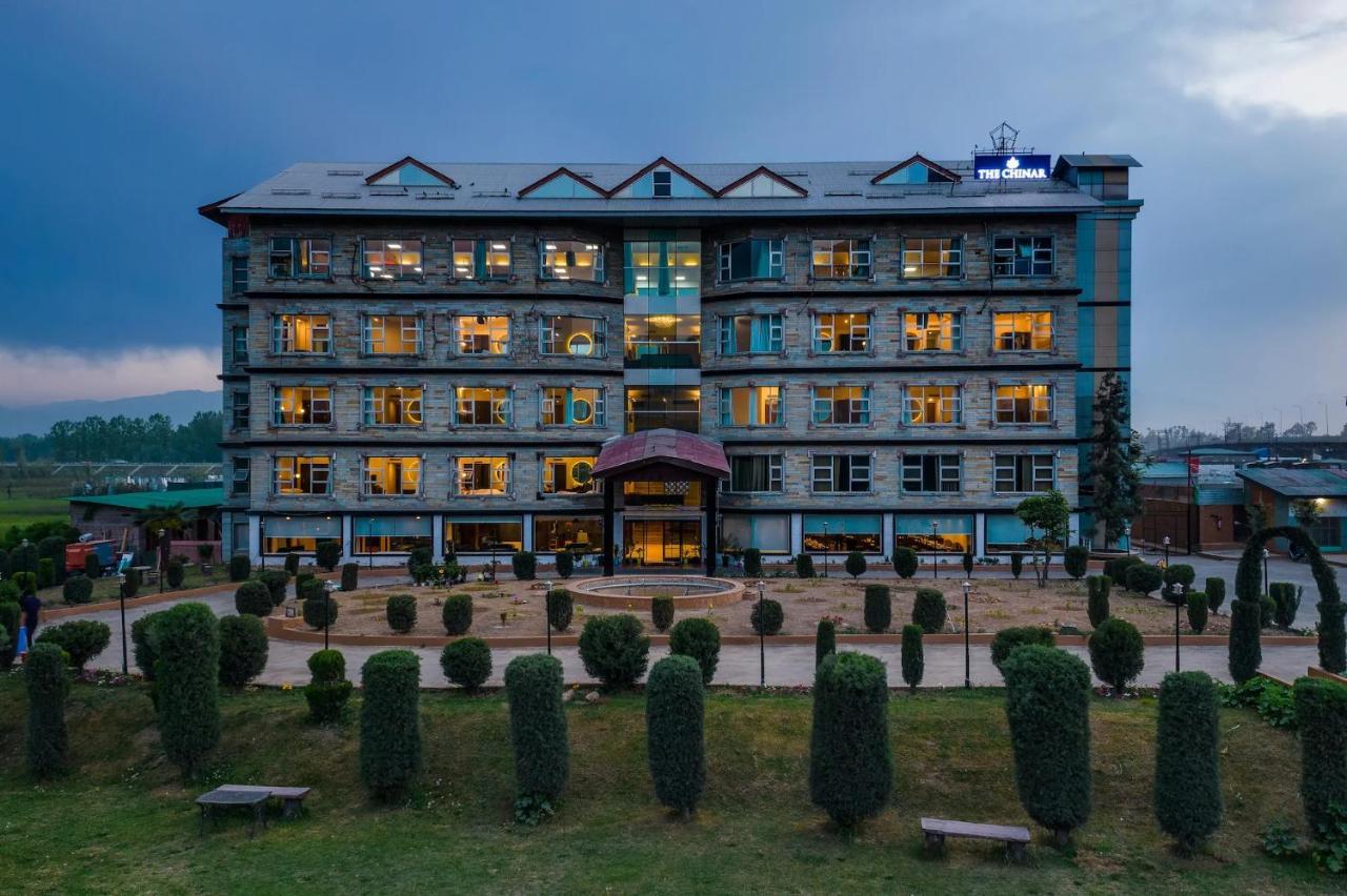 The Chinar Srinagar Hotell Eksteriør bilde