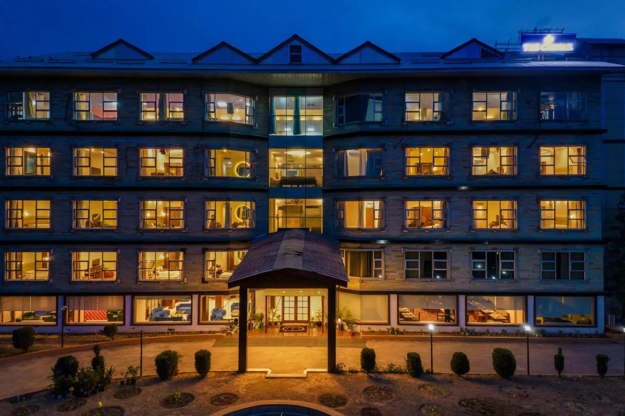 The Chinar Srinagar Hotell Eksteriør bilde