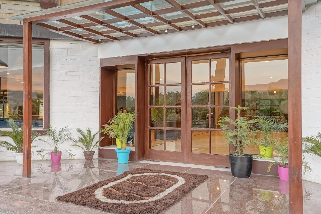 The Chinar Srinagar Hotell Eksteriør bilde