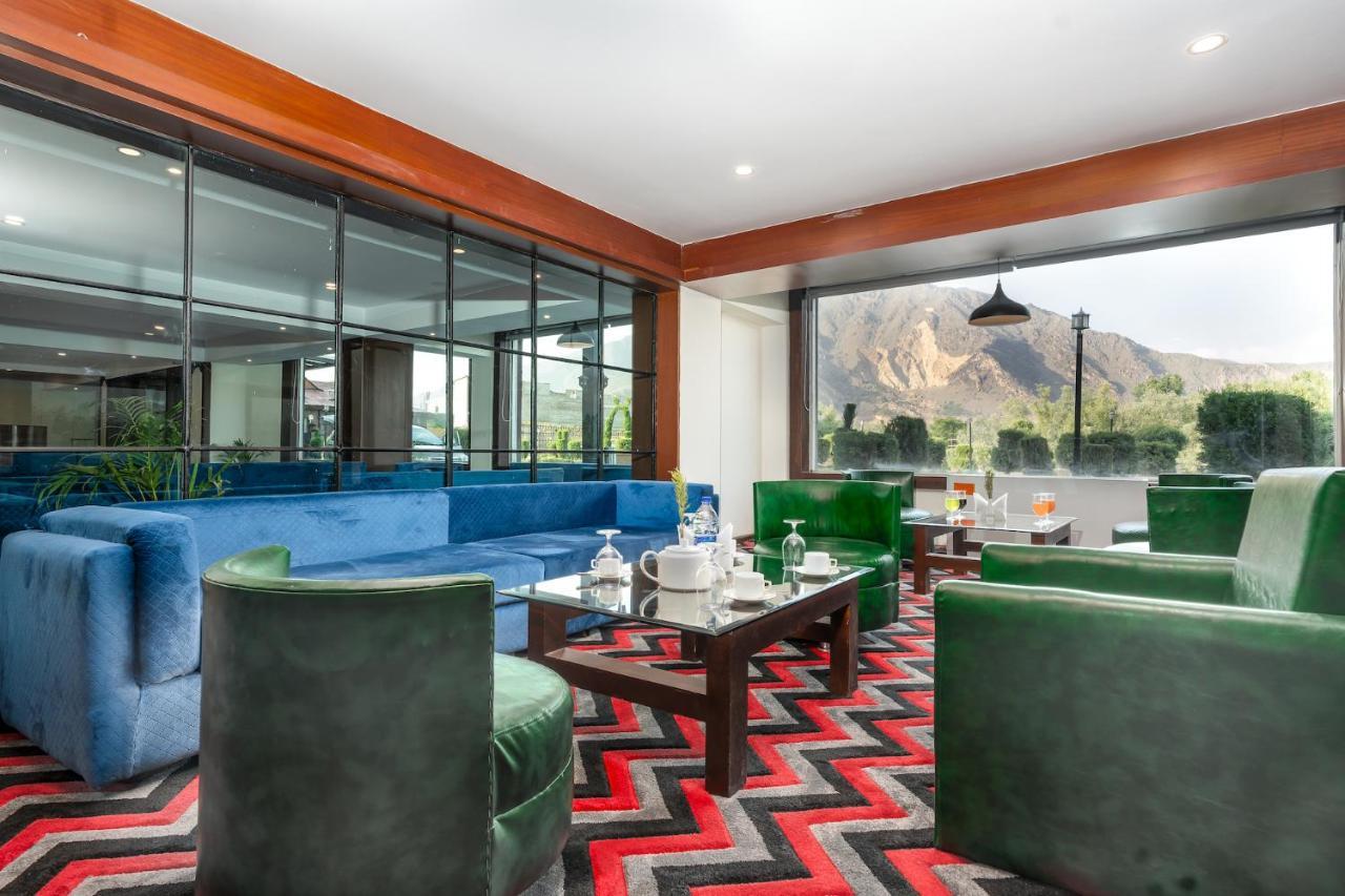 The Chinar Srinagar Hotell Eksteriør bilde